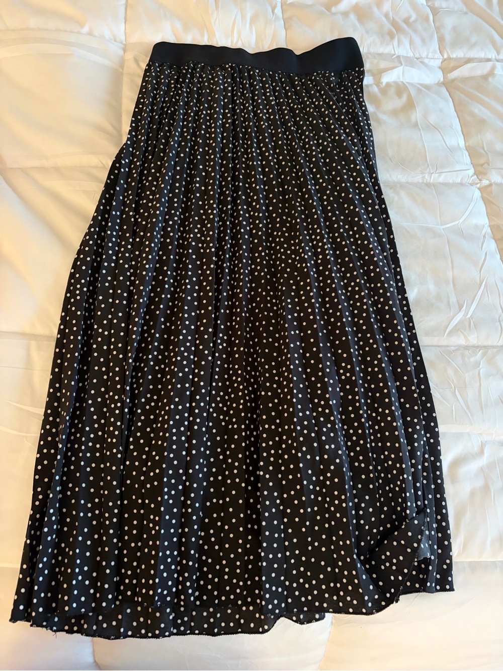 Metro Wear Black Polka Dot Pleated Midi Skirt